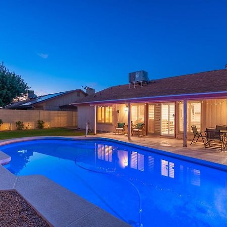 Large Pool With Diving Board, Remodeled 3Bdrm, Near State Farm Stdm And More! Пеория Экстерьер фото