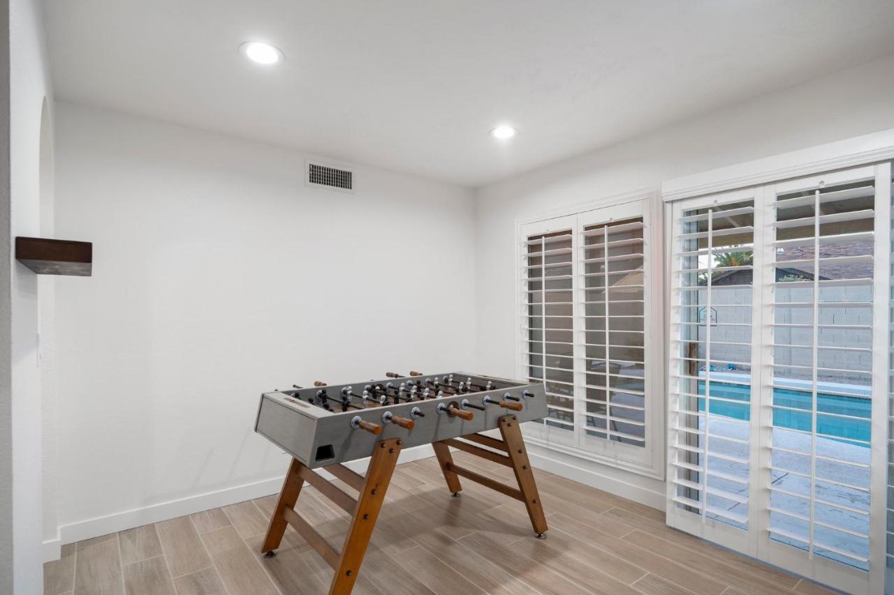 Large Pool With Diving Board, Remodeled 3Bdrm, Near State Farm Stdm And More! Пеория Экстерьер фото