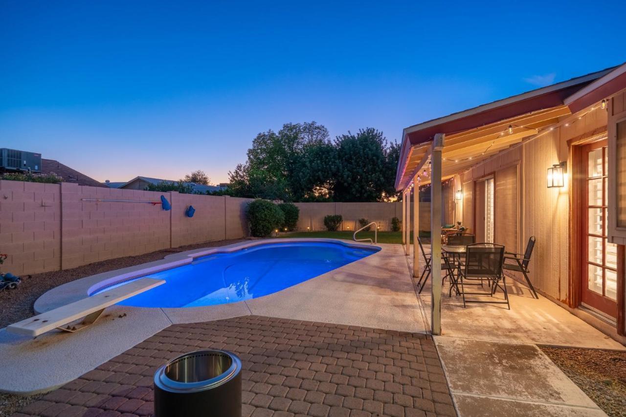 Large Pool With Diving Board, Remodeled 3Bdrm, Near State Farm Stdm And More! Пеория Экстерьер фото